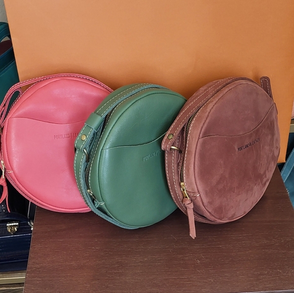 Large Circle Crossbody Bag in Eucalyptus Portland Leather Goods PLG - Picture 6 of 6